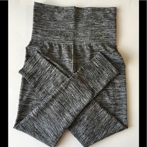 XL Assests Red Hot Label by SPANX Leggings